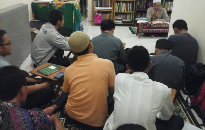 Riyadhus Shalihin “KEUTAMAAN ORANG ISLAM YANG LEMAH DAN FAKIR” Oleh: Ust. Achmad Syukron 4